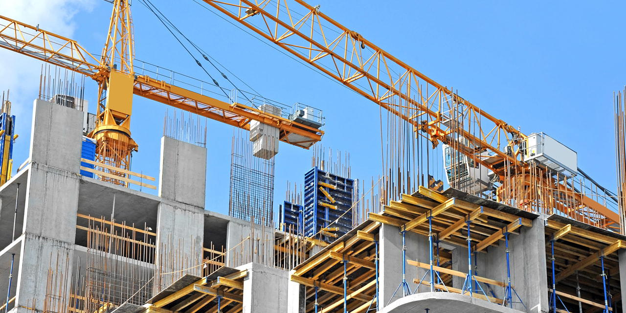 Plano de fundo de um grande projeto sendo construído assim como sua futura casa